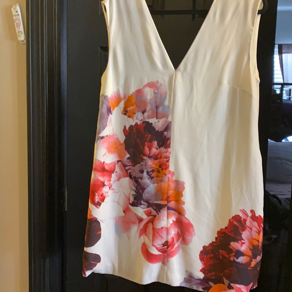 A line dress w deep v